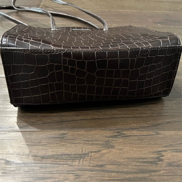 Connections Hand Bag - Picture 5 of 10